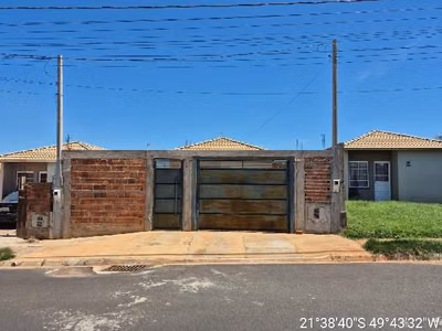 Casa, 2 quartos, 180 m² - Foto 1