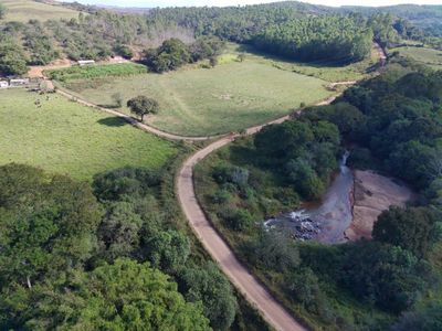 Sítio, 2 quartos, 330 m² - Foto 1