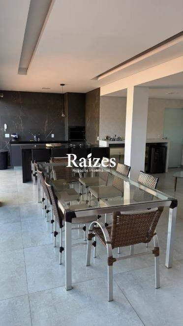 Casa, 3 quartos, 190 m² - Foto 2