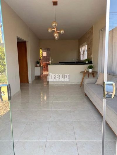 Casa, 2 quartos, 53 m² - Foto 1