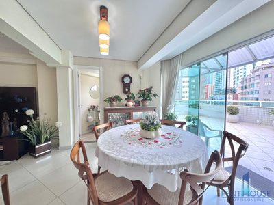 Apartamento, 3 quartos, 290 m² - Foto 1