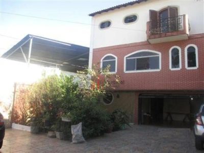 Sobrado, 4 quartos, 340 m² - Foto 1