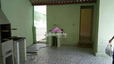 Casa, 2 quartos, 178 m² - Foto 1