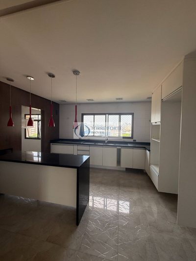 Apartamento, 3 quartos, 132 m² - Foto 1