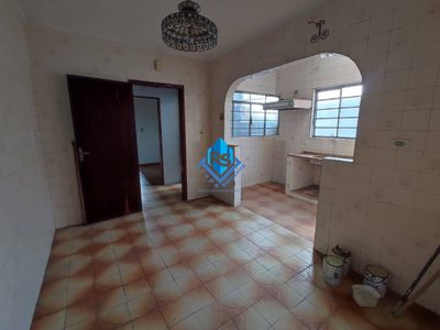 Casa, 4 quartos, 180 m² - Foto 1