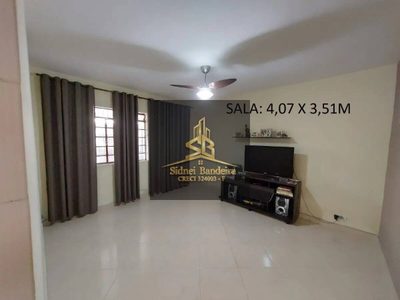 Casa, 3 quartos, 188 m² - Foto 1