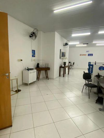 Sala-Conjunto, 180 m² - Foto 1