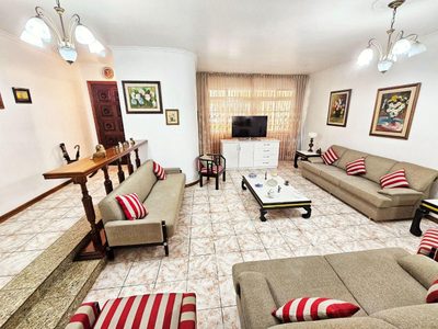 Casa, 4 quartos, 324 m² - Foto 3