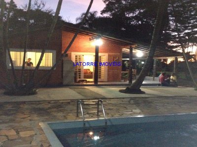Sítio, 2 quartos, 6000 m² - Foto 1