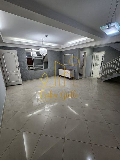 Casa, 2 quartos, 200 m² - Foto 1