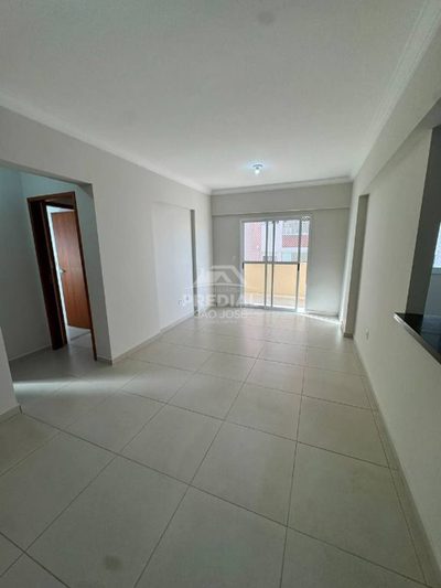 Apartamento, 2 quartos, 68 m² - Foto 2