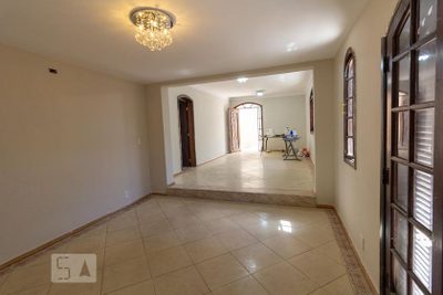 Casa, 5 quartos, 330 m² - Foto 4