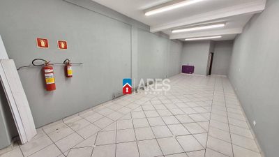 Loja-Salão, 61 m² - Foto 1