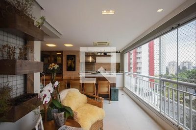 Apartamento, 3 quartos, 200 m² - Foto 2