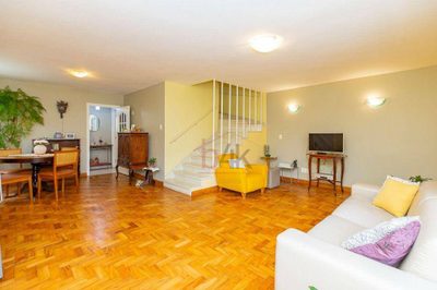Casa, 4 quartos, 212 m² - Foto 1