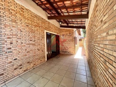 Casa, 5 quartos, 206 m² - Foto 2