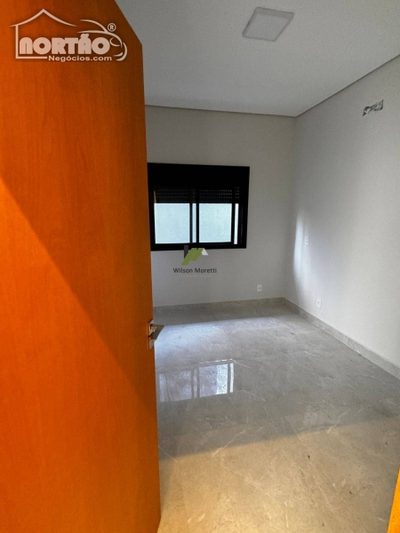 Casa, 5 quartos, 165 m² - Foto 4