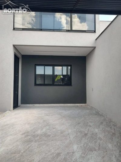 Casa, 5 quartos, 157 m² - Foto 2