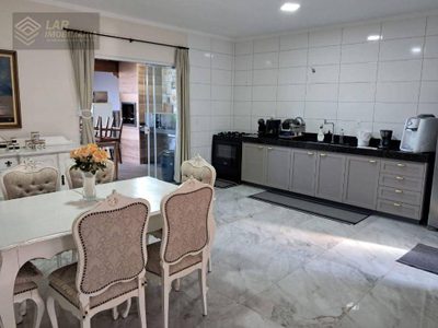 Casa, 3 quartos, 220 m² - Foto 5