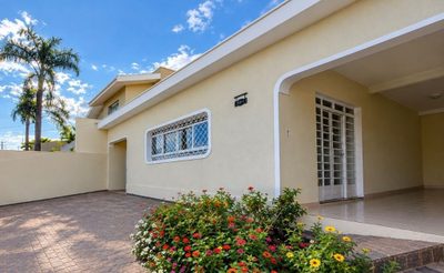 Casa, 3 quartos, 300 m² - Foto 1