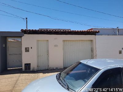 Casa, 2 quartos, 166 m² - Foto 1