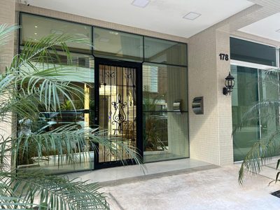 Apartamento, 3 quartos, 131 m² - Foto 2