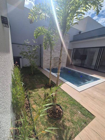 Casa, 3 quartos, 196 m² - Foto 2