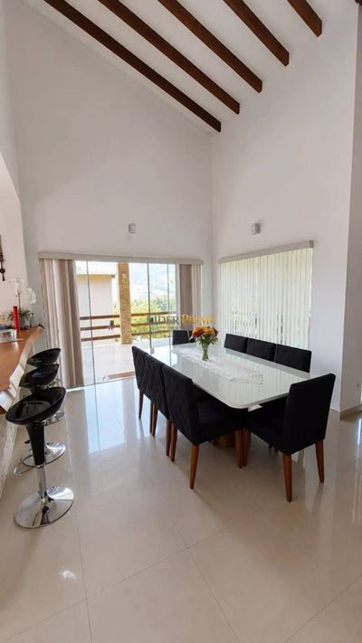 Casa, 3 quartos, 303 m² - Foto 2
