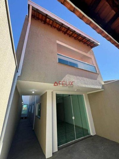 Casa, 4 quartos, 207 m² - Foto 1