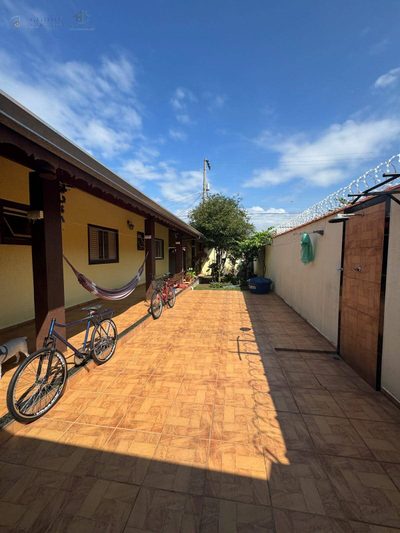 Casa, 2 quartos, 160 m² - Foto 1