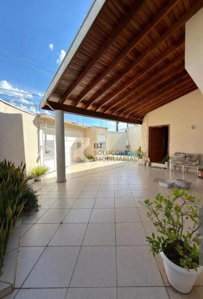 Sobrado, 4 quartos, 216 m² - Foto 1