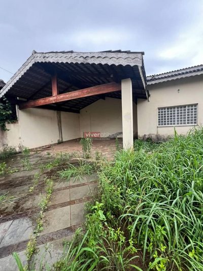 Casa, 3 quartos, 224 m² - Foto 1