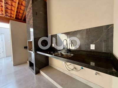 Casa, 3 quartos, 132 m² - Foto 2
