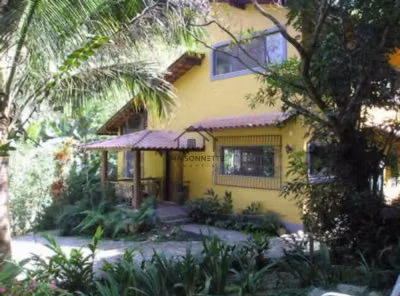 Casa, 3 quartos, 270 m² - Foto 1