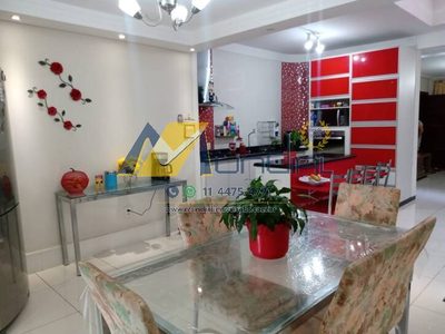 Casa, 3 quartos, 250 m² - Foto 1