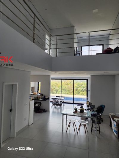 Casa, 3 quartos, 250 m² - Foto 4