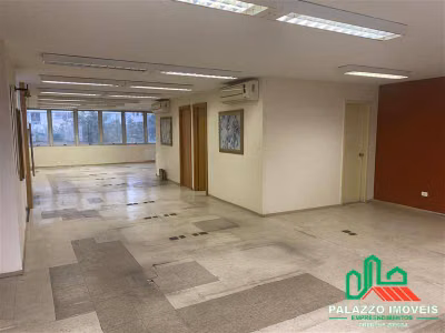 Prédio Inteiro, 180 m² - Foto 1