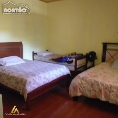 Casa, 3 quartos, 1000 m² - Foto 2