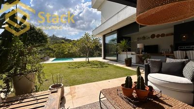 Sobrado, 4 quartos, 381 m² - Foto 1