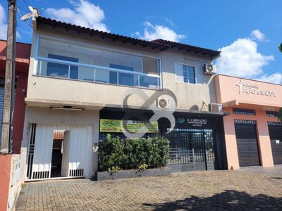 Sobrado, 3 quartos, 310 m² - Foto 1