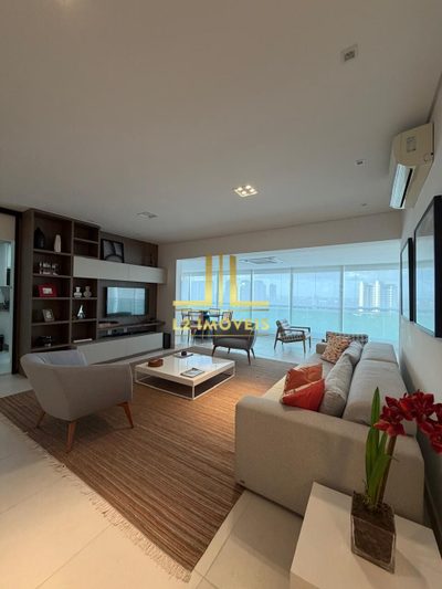 Apartamento, 3 quartos, 140 m² - Foto 1