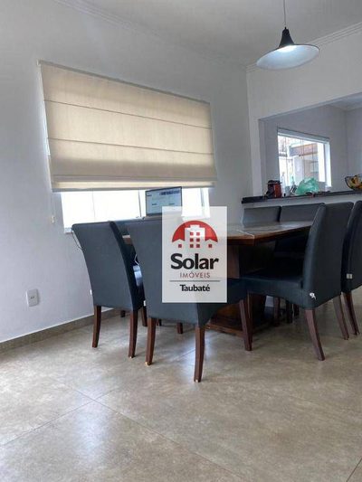 Casa, 3 quartos, 202 m² - Foto 3