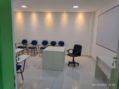 Prédio Inteiro, 216 m² - Foto 1