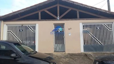 Casa, 4 quartos, 235 m² - Foto 1
