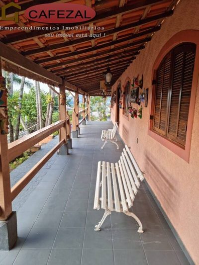 Casa, 4 quartos, 325 m² - Foto 1