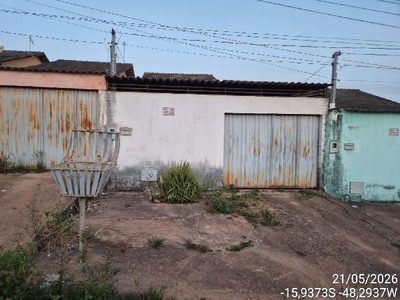 Casa, 2 quartos, 180 m² - Foto 1