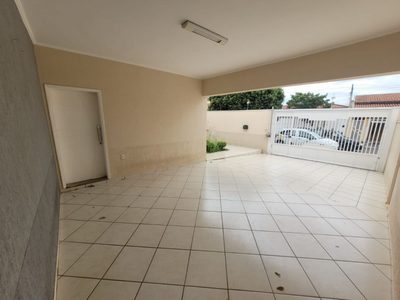 Casa, 4 quartos, 210 m² - Foto 4