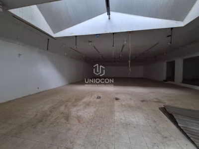 Loja-Salão, 300 m² - Foto 1