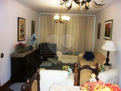 Sobrado, 3 quartos, 244 m² - Foto 4