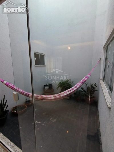 Casa, 3 quartos, 196 m² - Foto 4